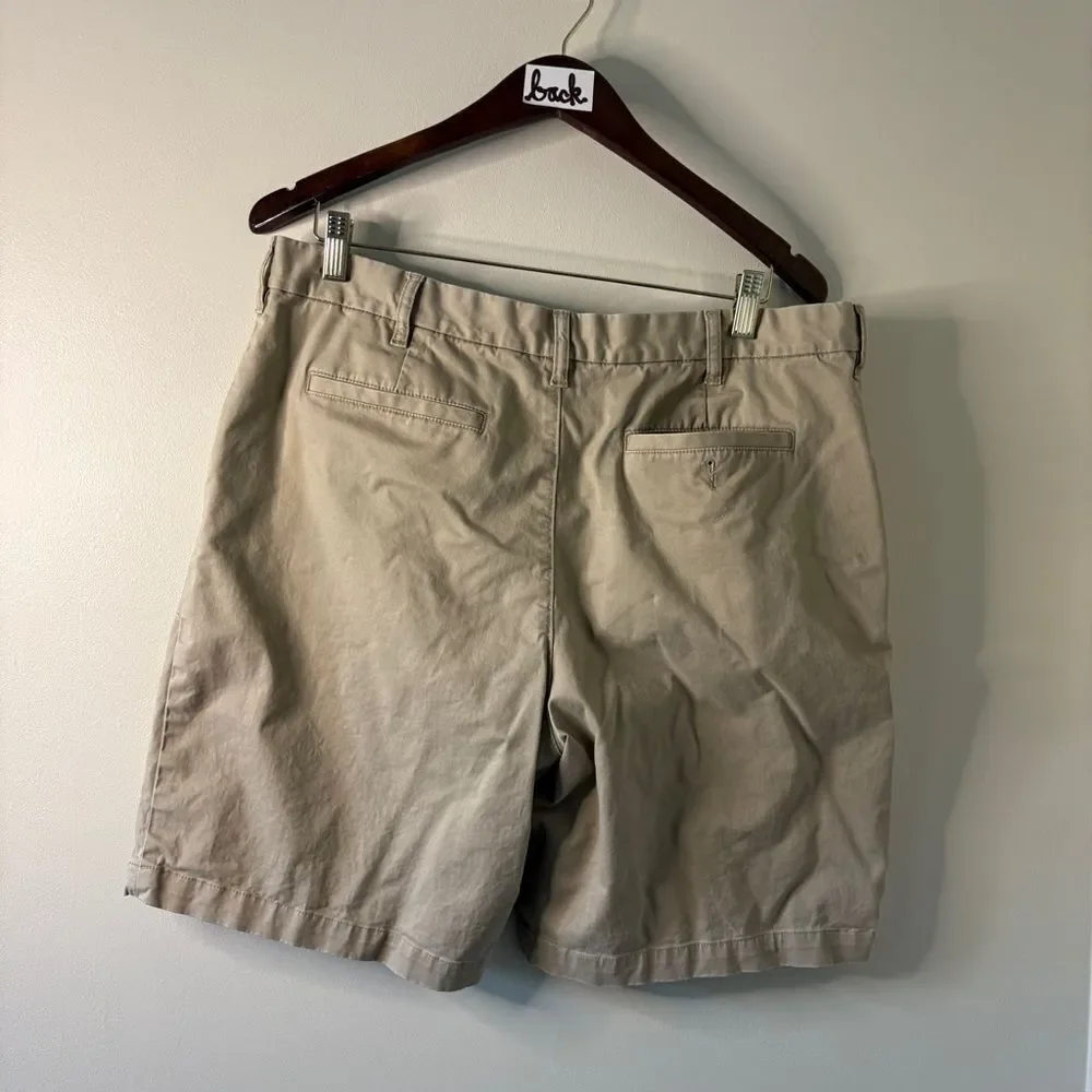 Lands' End 37 Tan Khaki Flat Front Shorts Preppy Sporty Casual Outdoors Classic
